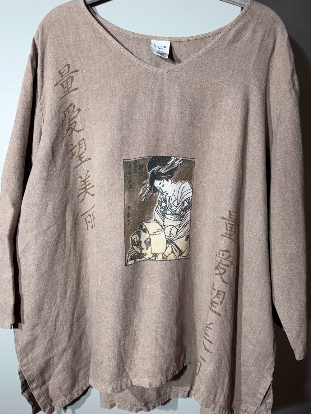 Boho Graphic Beige Tunic Top with Ukiyo-e Detail